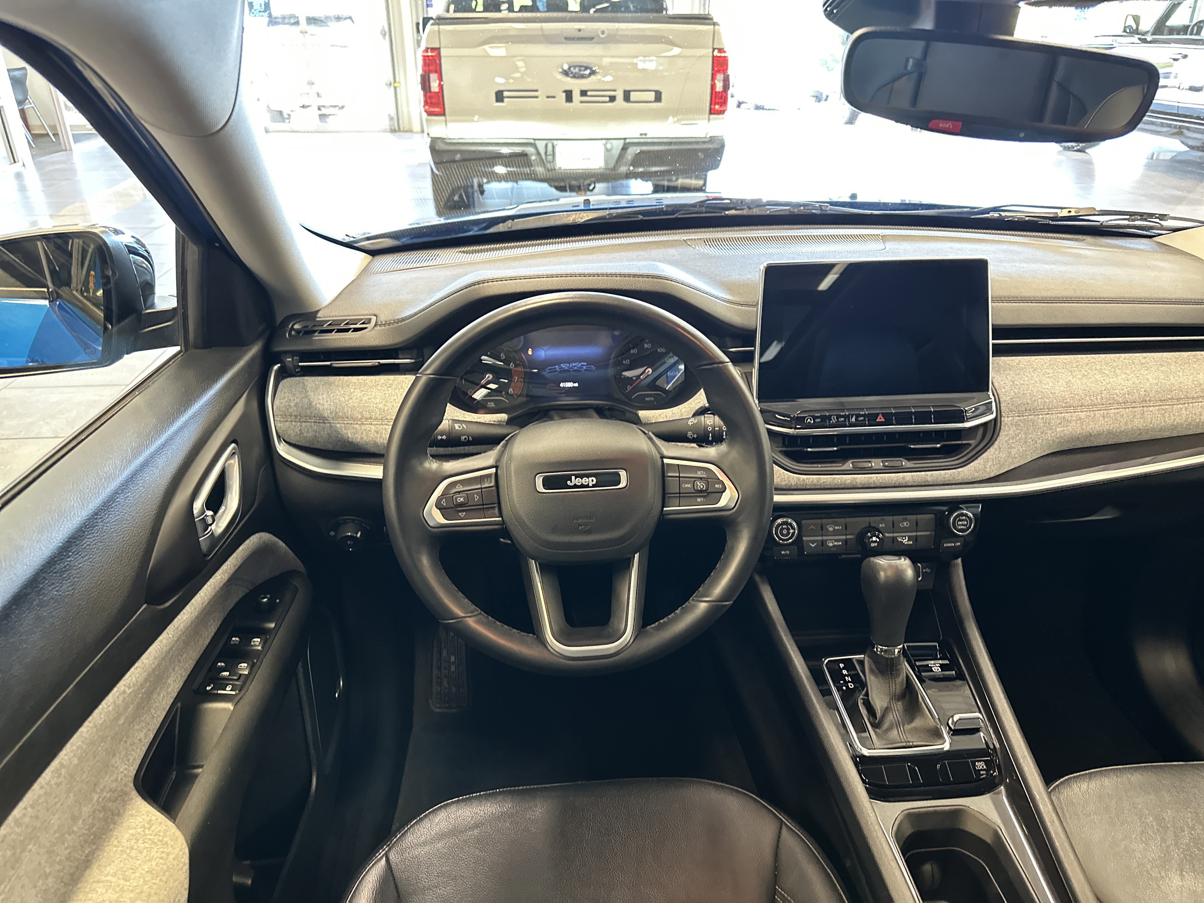 Used 2022 Jeep Compass Latitude w/ Sun and Sound Group image 11