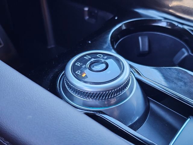 Certified 2025 Ford Explorer Platinum image 30