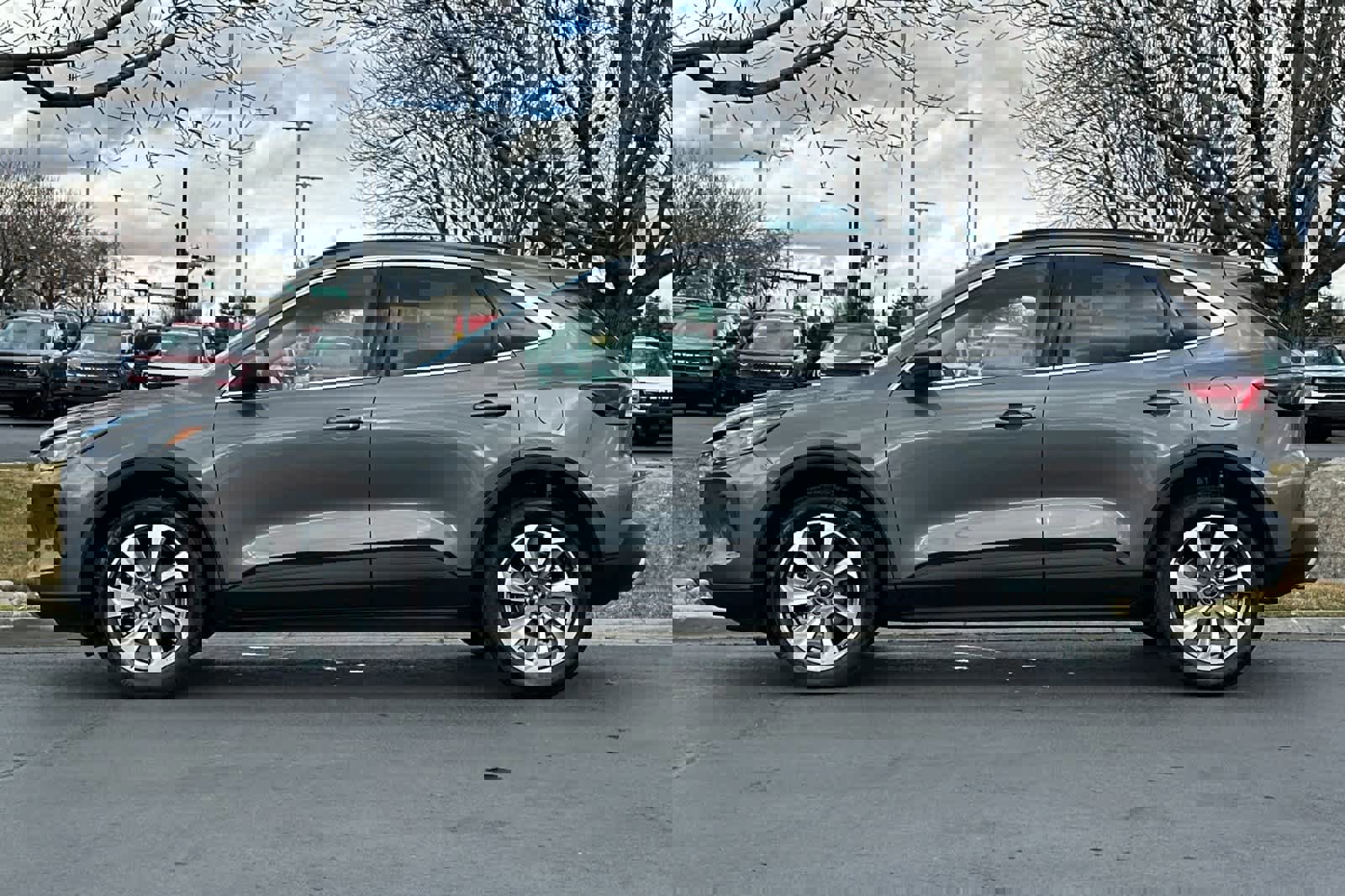 Certified 2025 Ford Escape Platinum video 2