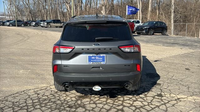 Certified 2022 Ford Escape SEL w/ SEL Stealth AWD Package image 4