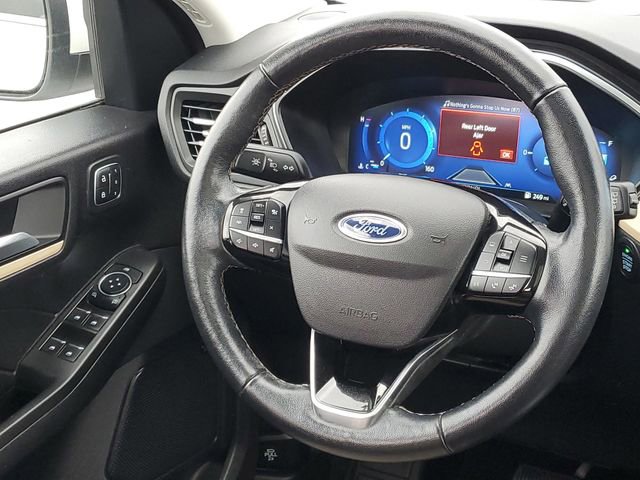 Certified 2021 Ford Escape Titanium w/ Titanium Elite Package AWD/4WD image 33