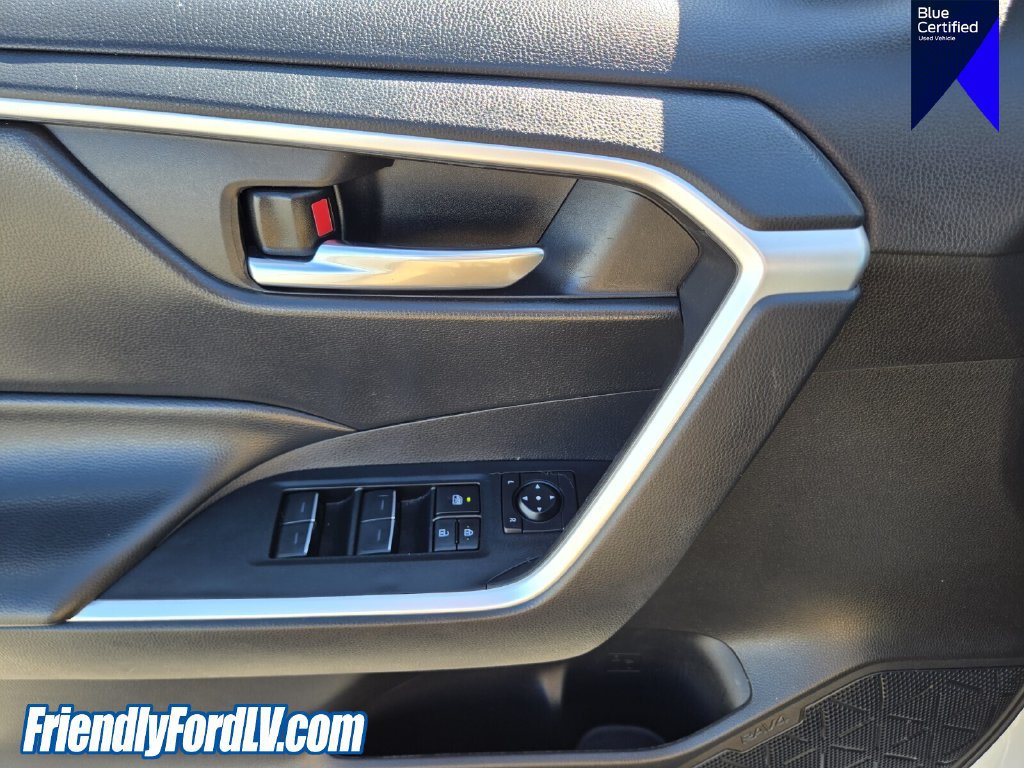 Used 2024 Toyota RAV4 XLE AWD/4WD image 20