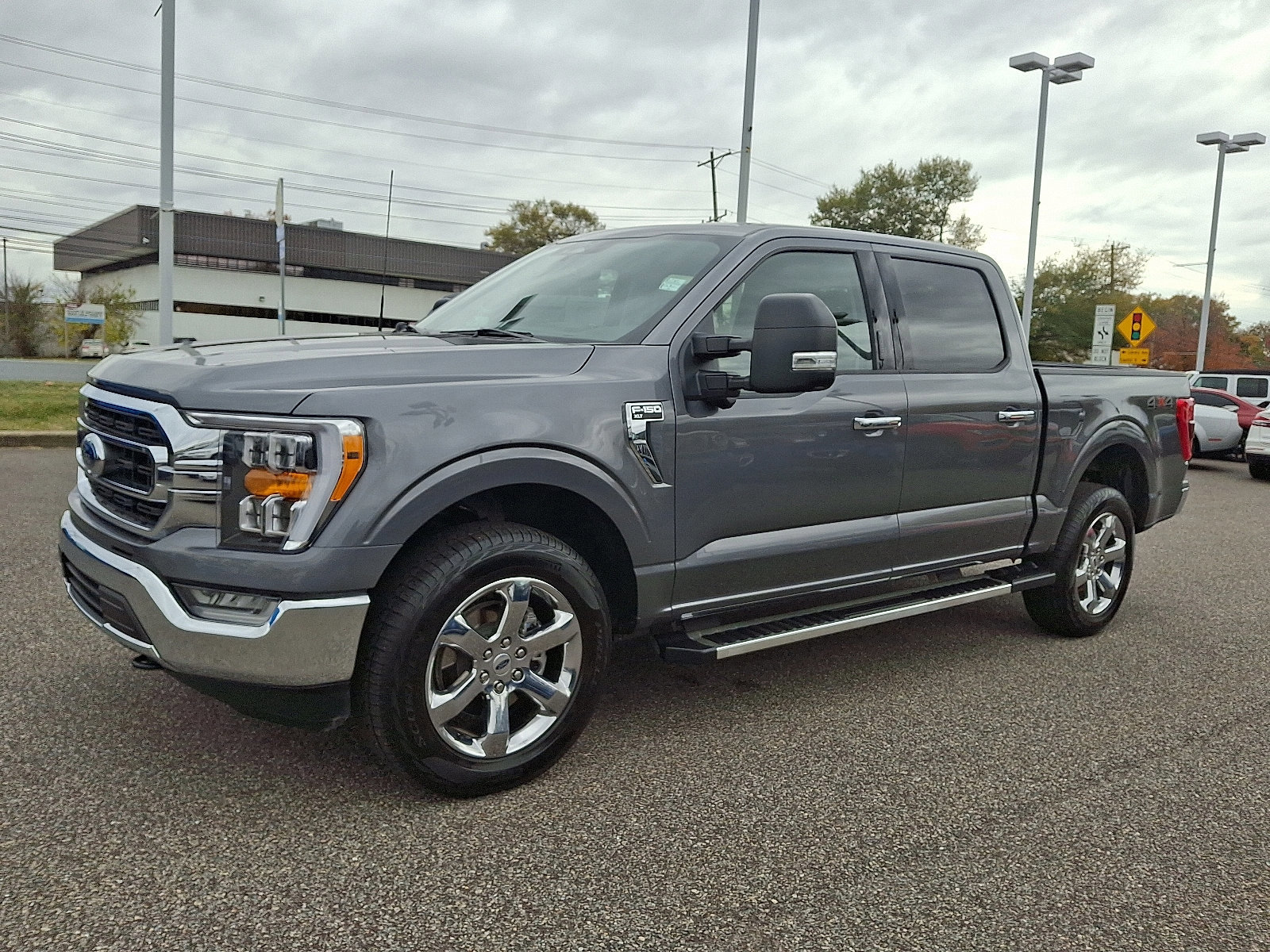 Certified 2022 Ford F150 XLT w/ Equipment Group 302A High image 2