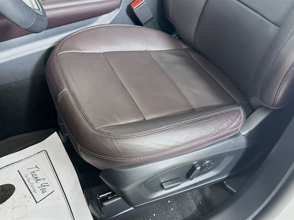 Certified 2025 Ford Explorer Platinum w/ Ultimate Package image 13