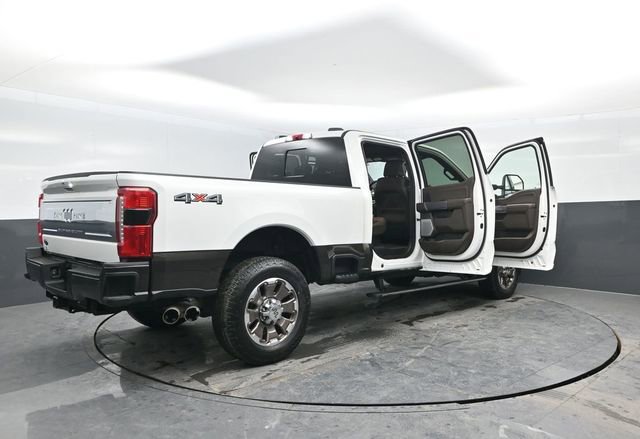 Certified 2025 Ford F350 King Ranch AWD/4WD image 21