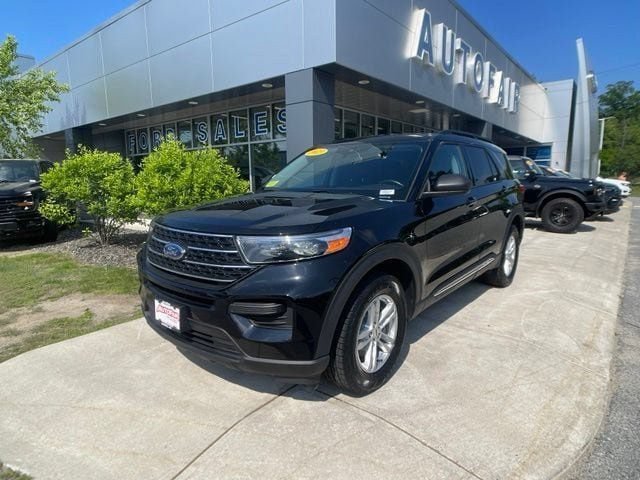Certified 2023 Ford Explorer XLT AWD/4WD image 5