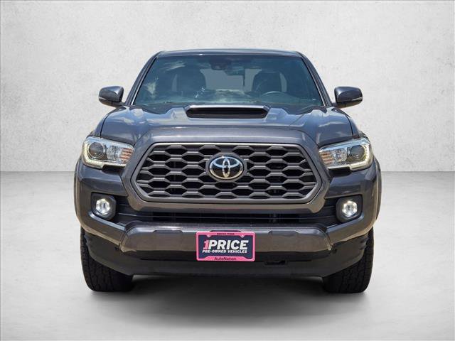 Used 2020 Toyota Tacoma TRD Sport AWD/4WD image 2