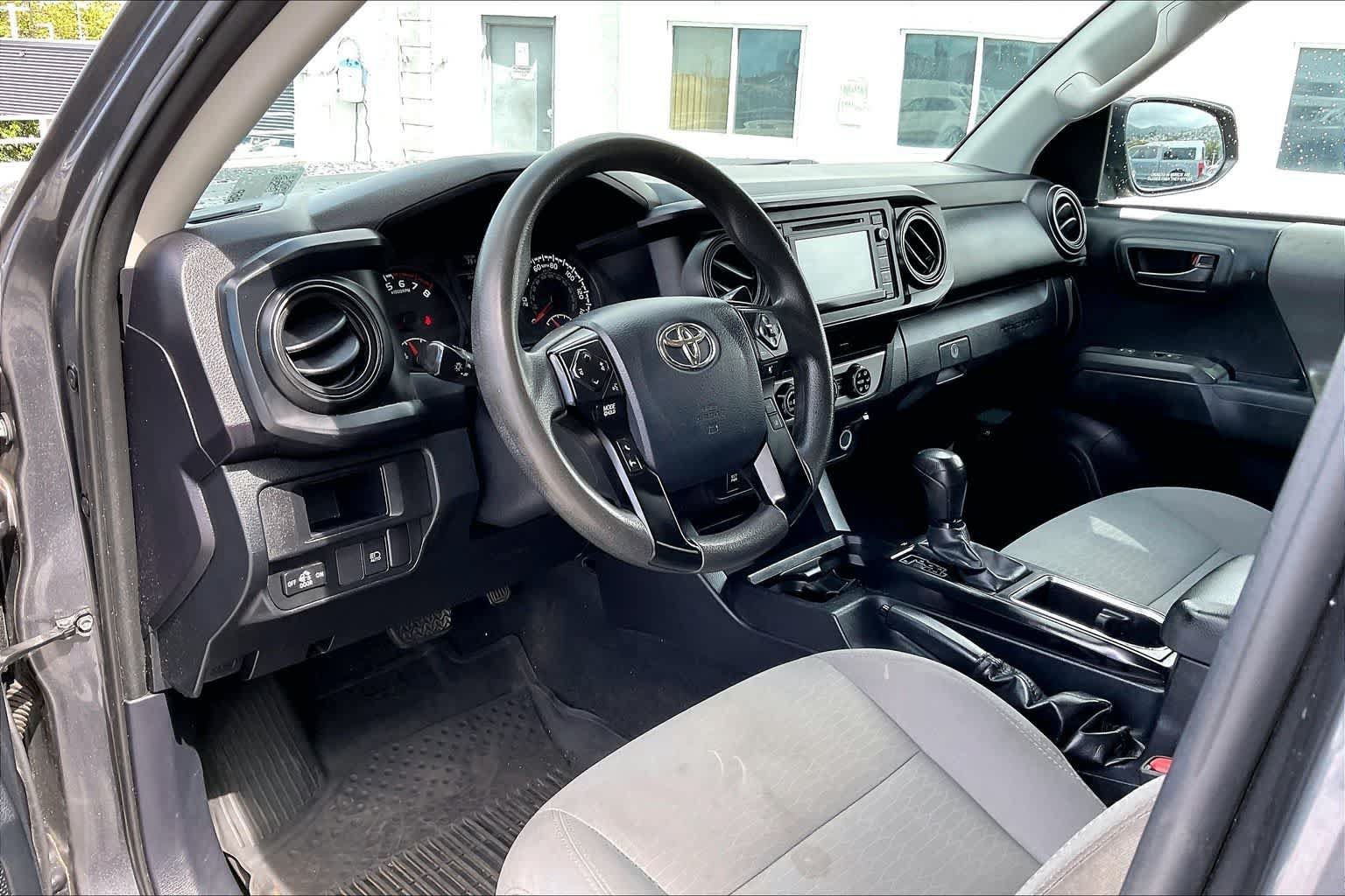 Used 2018 Toyota Tacoma SR5 RWD video 2