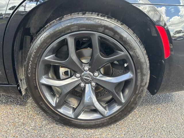 Used 2023 Chrysler 300 S RWD image 10