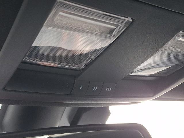 Used 2019 Dodge Challenger R/T image 24