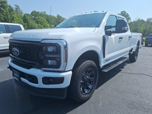 Certified 2025 Ford F350 XL w/ STX Appearance Package AWD/4WD image 7