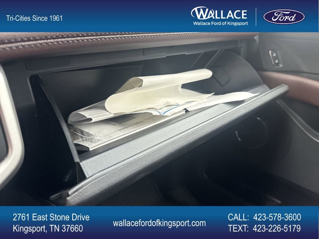 Certified 2024 Ford Expedition Limited image 44