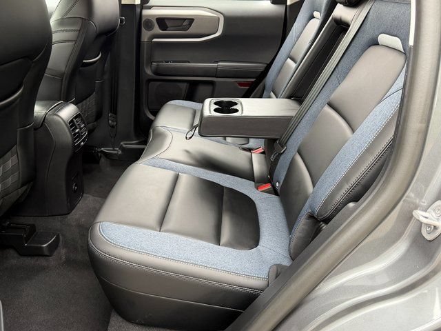 Certified 2025 Ford Bronco Sport Outer Banks w/ Outer Banks Tech Package+ AWD/4WD image 40