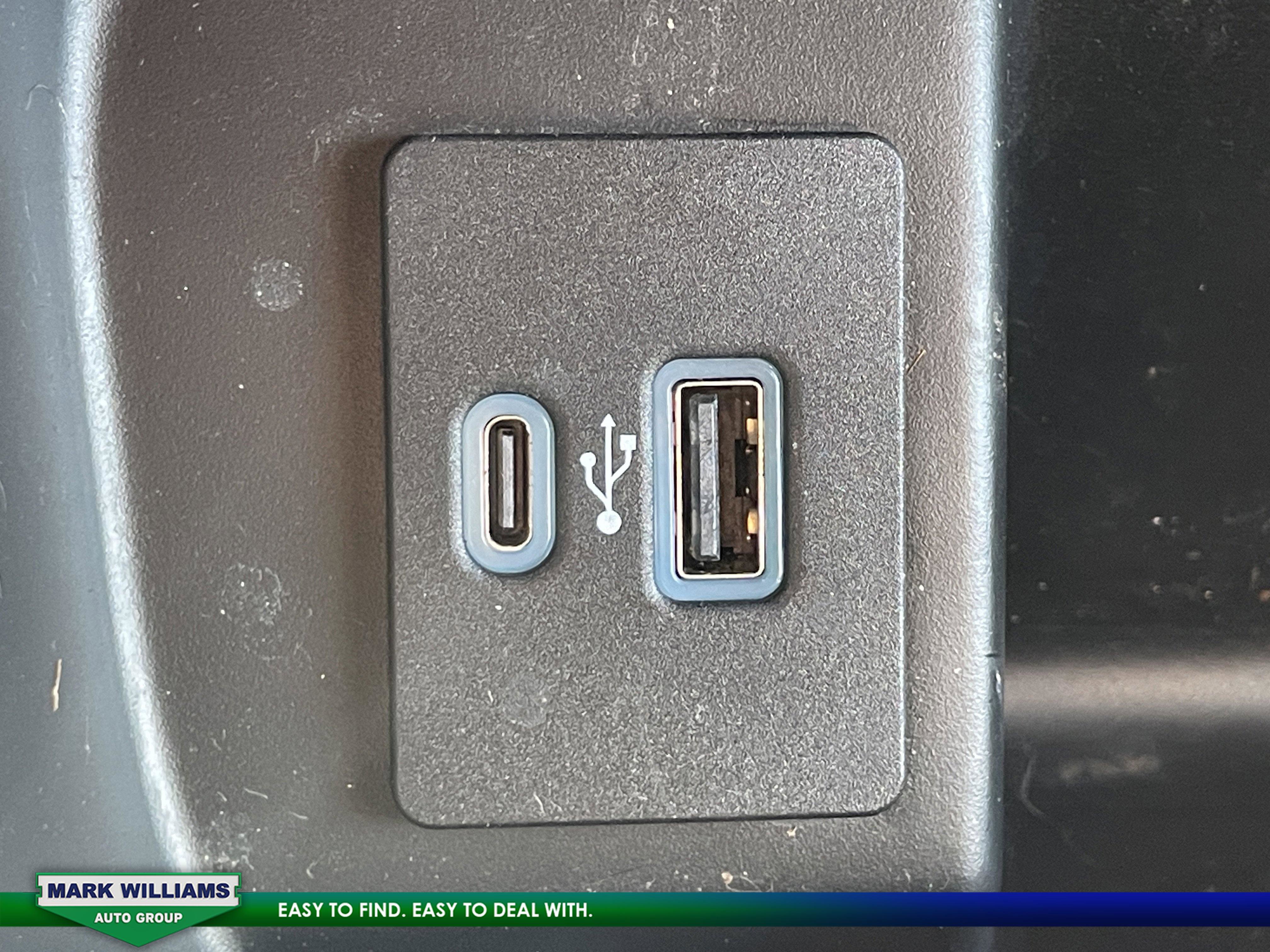 Certified 2022 Ford F150 XLT w/ Equipment Group 302A High image 30