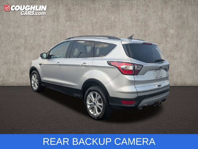 Certified 2018 Ford Escape SE w/ SE Sync 3 Package AWD/4WD image 6