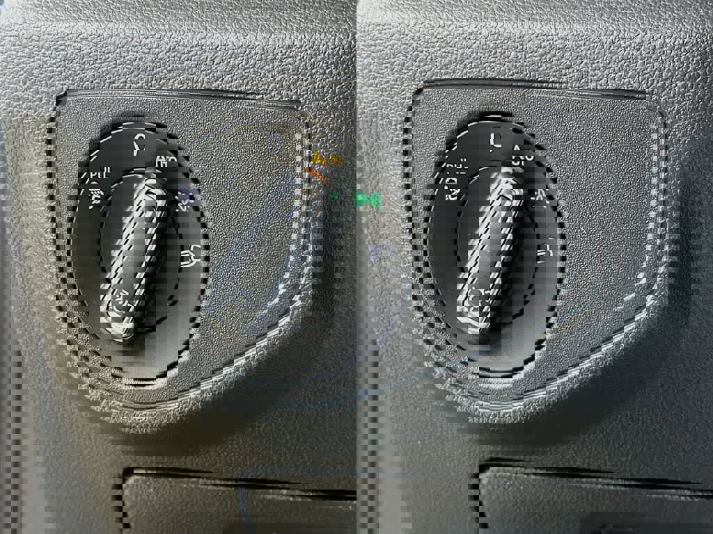 Used 2021 Volkswagen Atlas SE w/ Panoramic Sunroof Package image 51