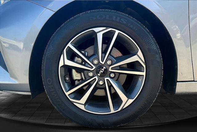 Used 2024 Kia Forte LXS FWD image 9