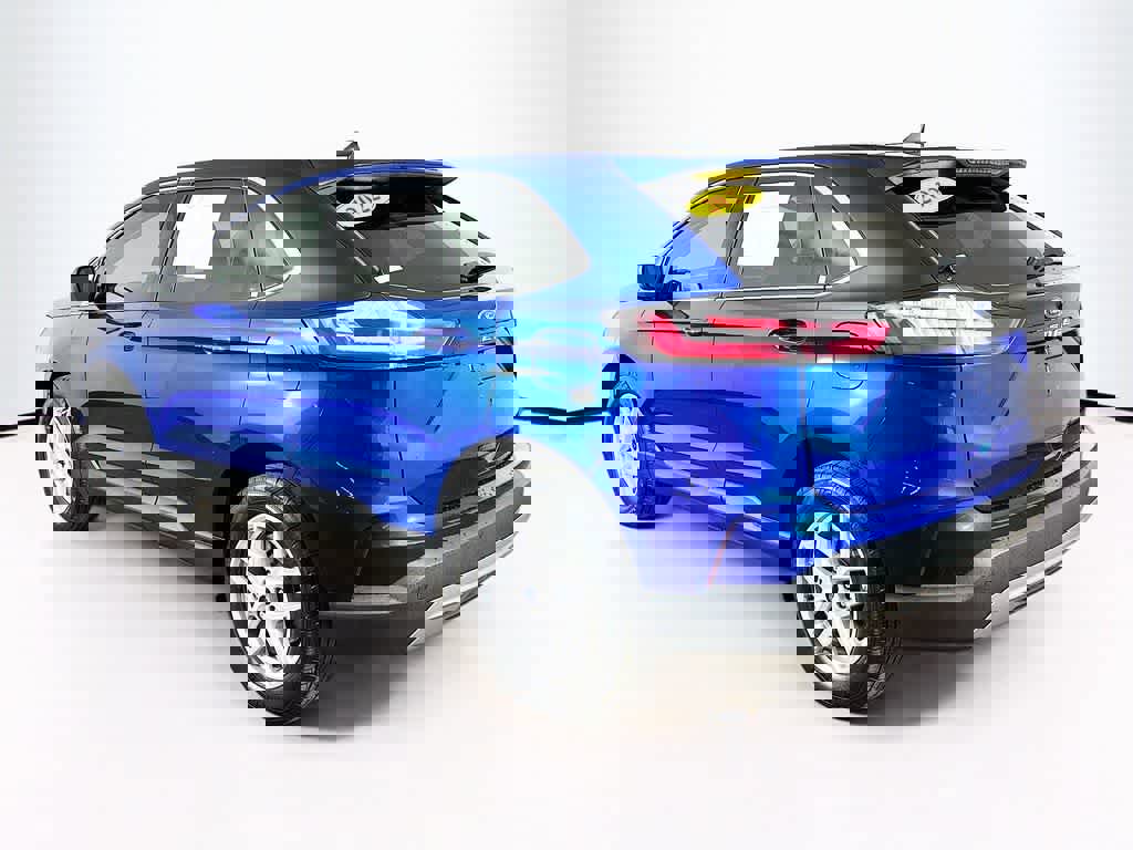 Certified 2022 Ford Edge SEL image 4