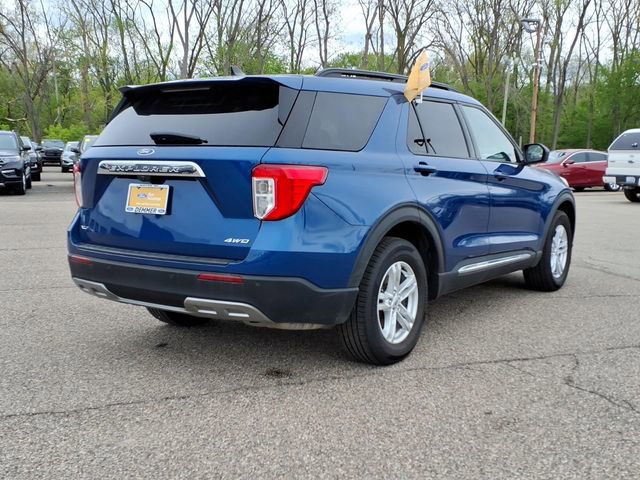 Certified 2023 Ford Explorer XLT w/ Equipment Group 202A AWD/4WD image 10