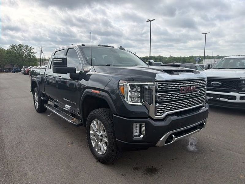 Used 2022 GMC Sierra 2500 Denali w/ Technology Package AWD/4WD image 4