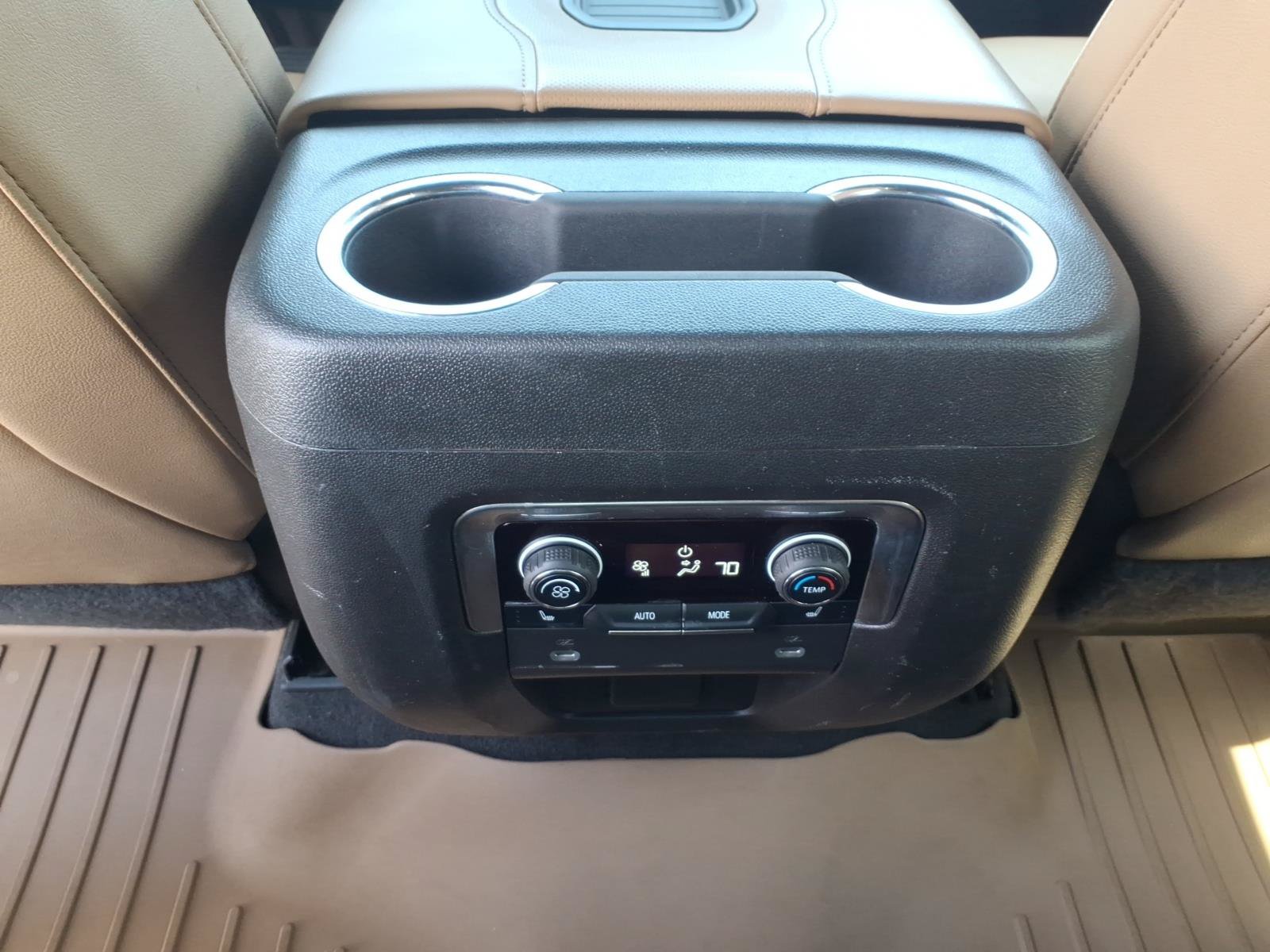 Used 2022 Chevrolet Tahoe Premier w/ Texas Edition RWD image 18