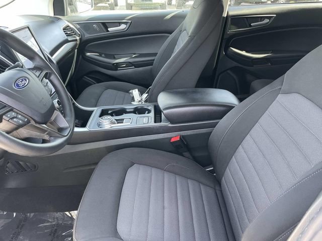 Certified 2024 Ford Edge SE w/ Black Appearance Package image 21