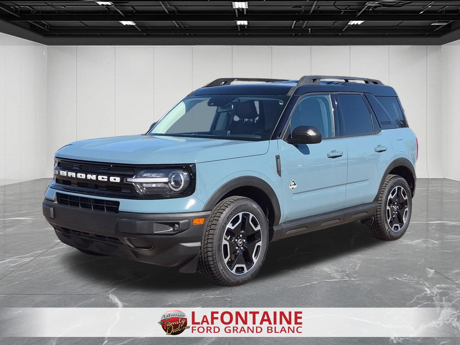 Certified 2022 Ford Bronco Sport Outer Banks w/ Tech Package AWD/4WD image 1