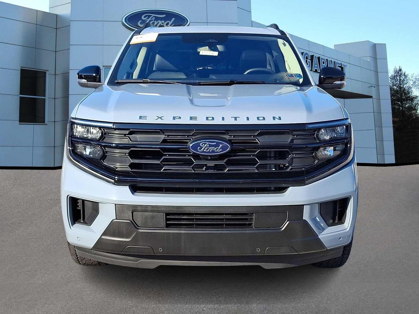 Certified 2025 Ford Expedition Active AWD/4WD image 3