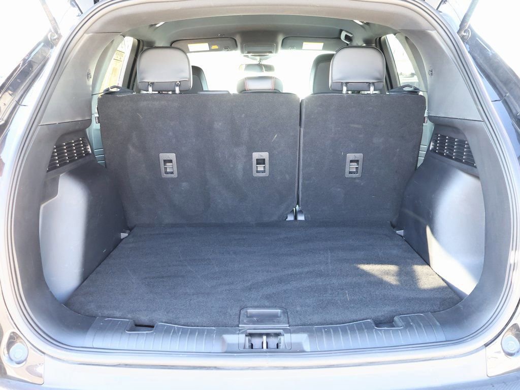 Certified 2025 Ford Escape ST-Line image 15