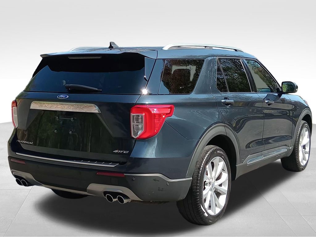 Certified 2022 Ford Explorer Platinum w/ Equipment Group 601A AWD/4WD image 3