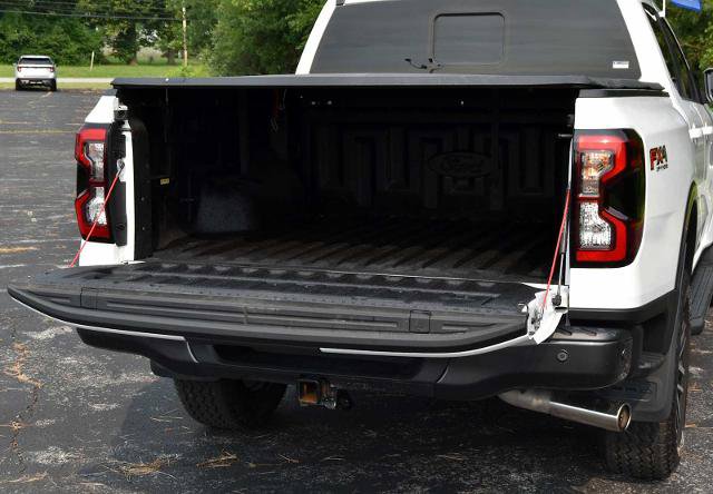 Certified 2024 Ford Ranger Lariat w/ FX4 Off-Road Package AWD/4WD image 17