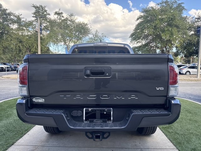 Used 2020 Toyota Tacoma TRD Sport RWD image 3