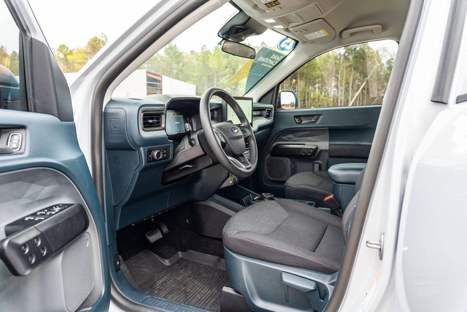 Certified 2025 Ford Maverick XL w/ Equipment Group 102A image 20