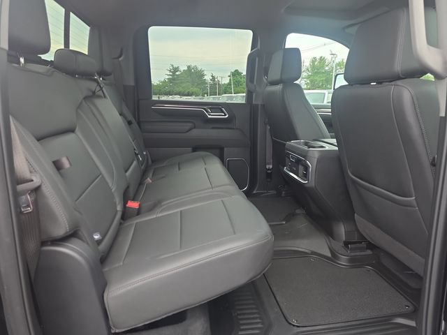 Used 2025 Chevrolet Silverado 2500 LTZ w/ LTZ Plus Package AWD/4WD image 18