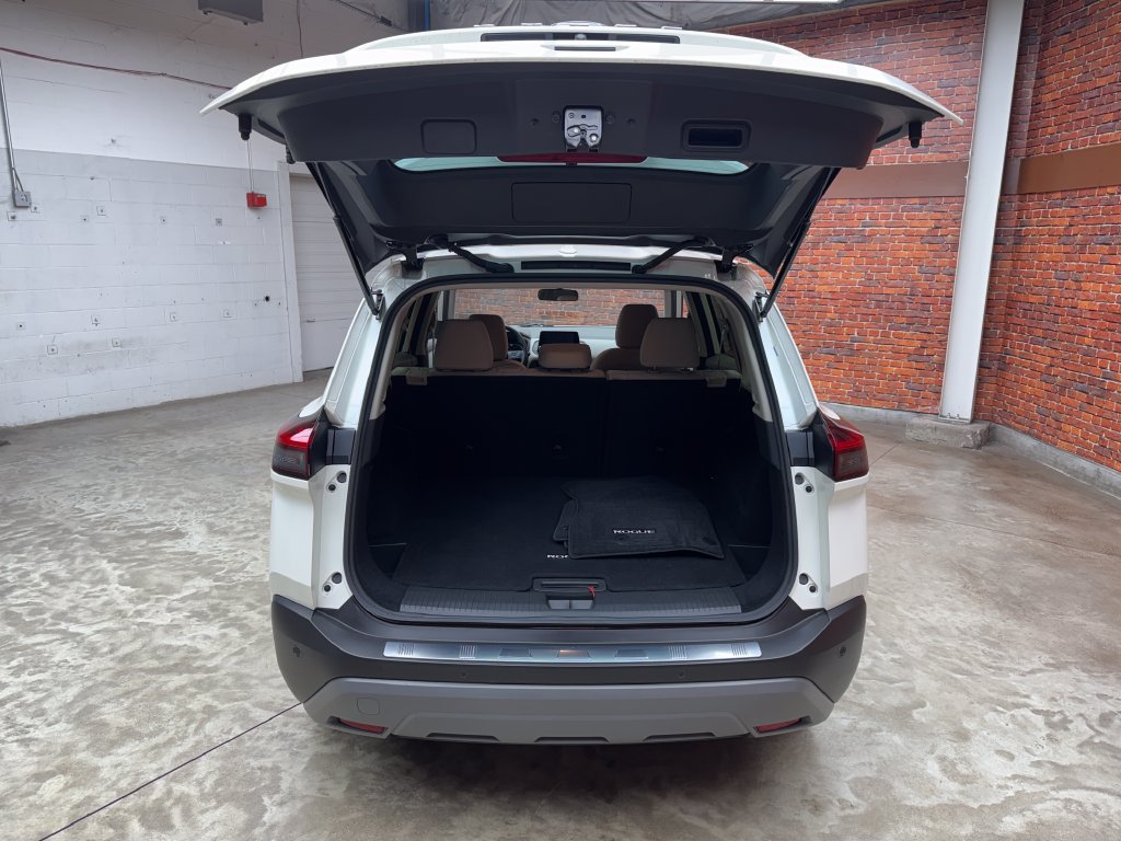 Used 2023 Nissan Rogue SV AWD/4WD image 27
