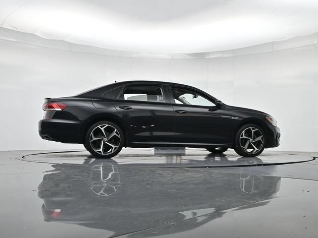 Used 2020 Volkswagen Passat 2.0T R-Line FWD image 34