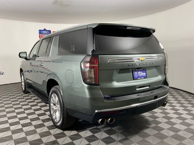 Used 2023 Chevrolet Suburban Premier image 5