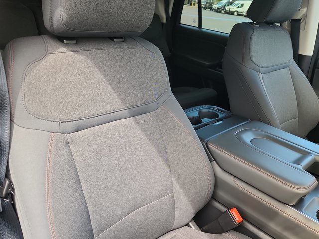 Certified 2025 Ford Expedition Active AWD/4WD image 19