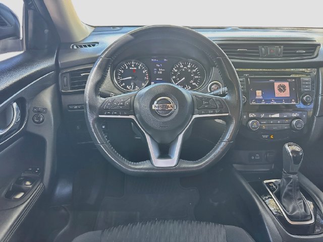 Used 2018 Nissan Rogue SV FWD image 20