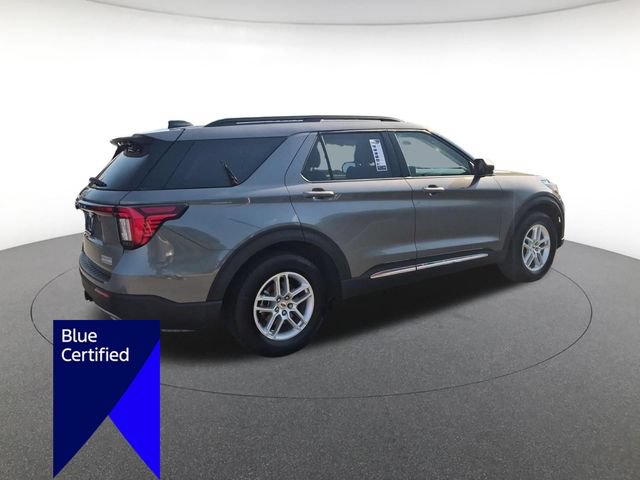 Certified 2025 Ford Explorer Active w/ Active Comfort Package RWD image 3