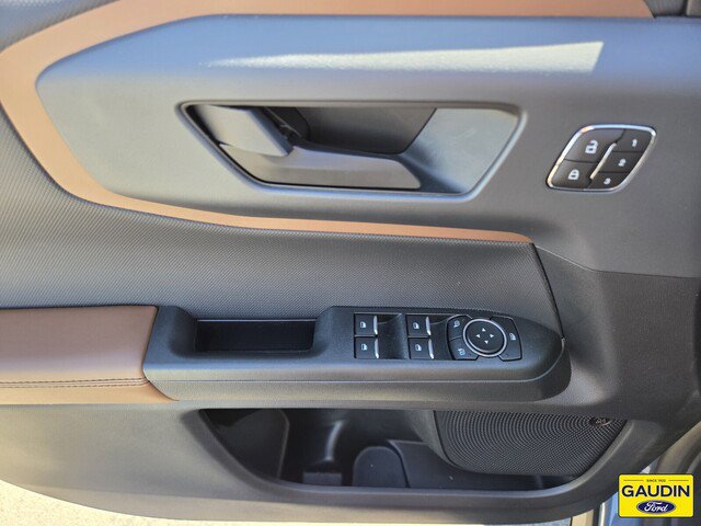 Certified 2024 Ford Bronco Sport Outer Banks w/ Tech Package AWD/4WD image 17