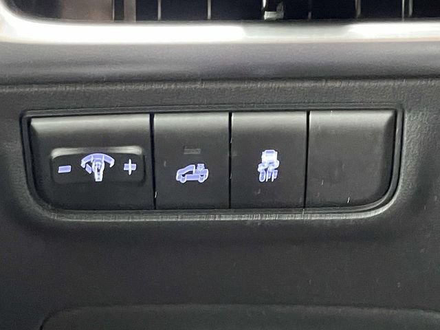 Used 2025 Hyundai Santa Cruz SEL AWD/4WD image 17