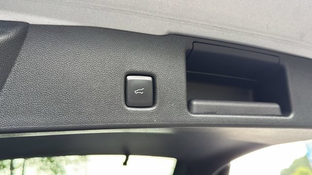 Certified 2024 Ford Escape Platinum AWD/4WD image 21