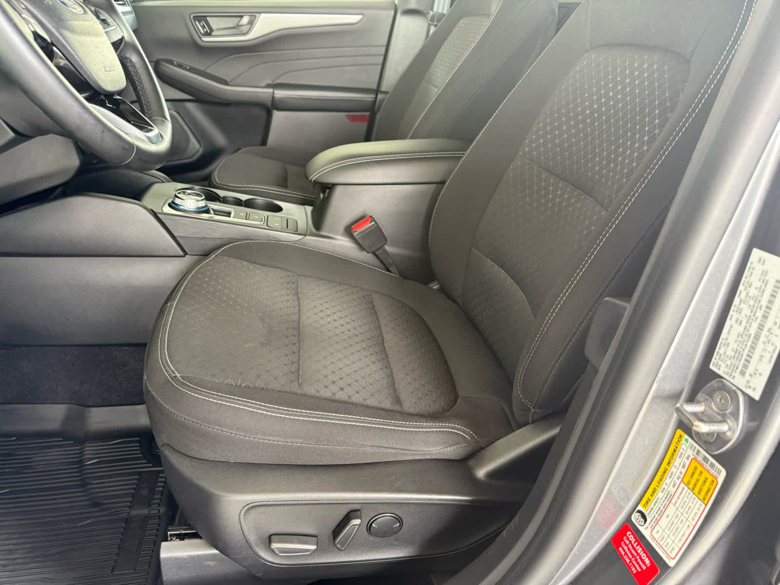 Certified 2023 Ford Escape Active AWD/4WD image 4