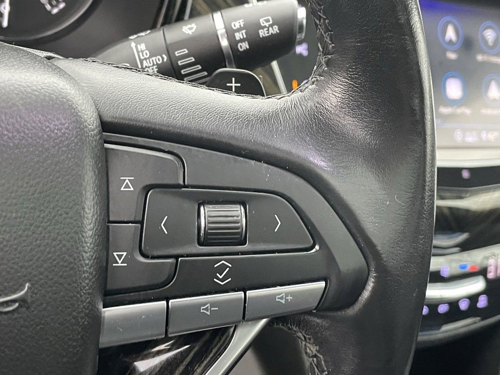 Used 2020 Cadillac XT6 Premium Luxury image 40