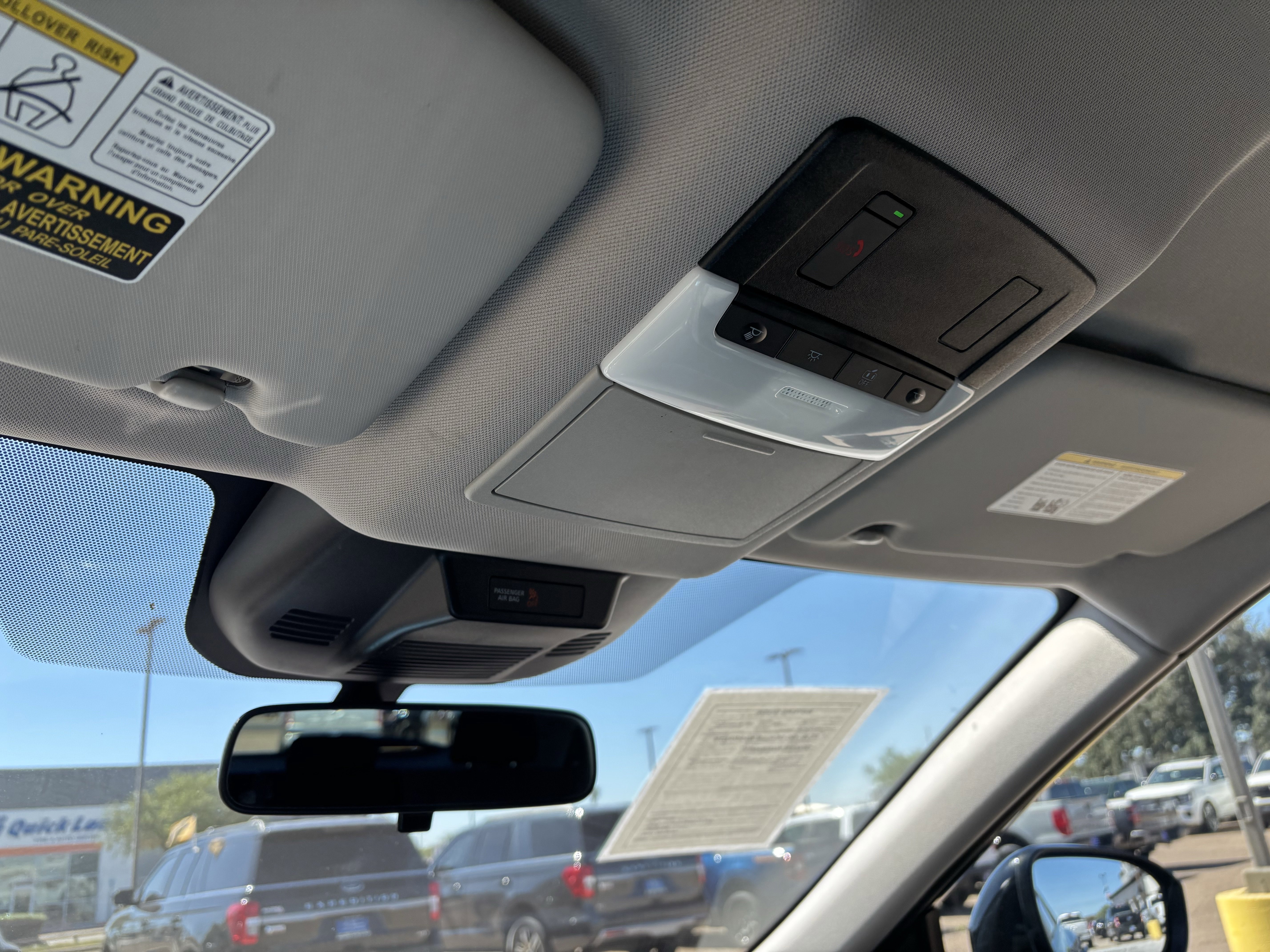 Used 2023 Nissan Rogue SV image 43