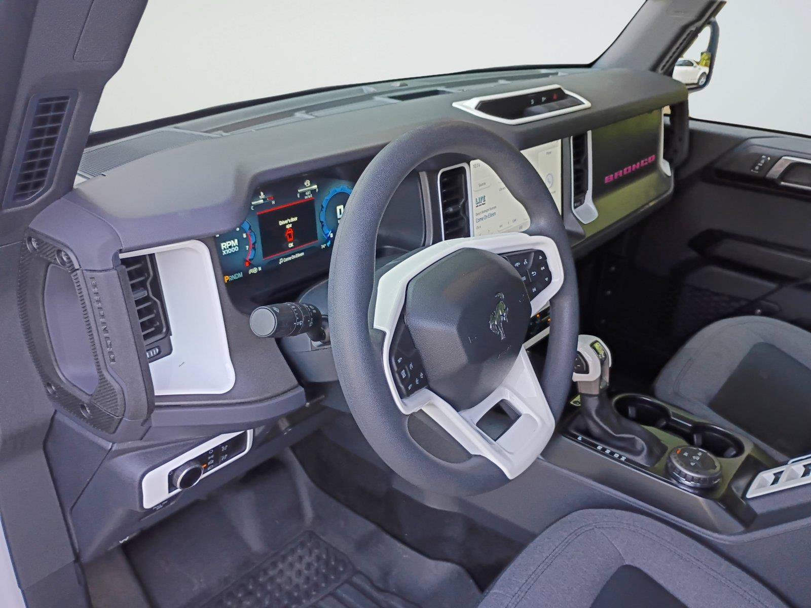 Certified 2025 Ford Bronco 4-Door AWD/4WD image 10