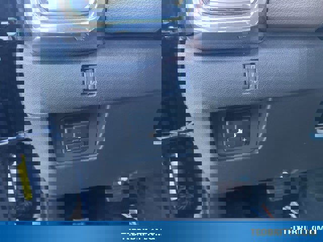 Used 2023 GMC Canyon Denali image 44