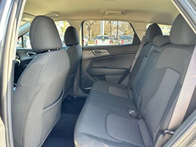 Used 2023 Kia Sportage LX image 47