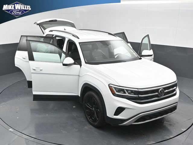 Used 2022 Volkswagen Atlas SE FWD image 25